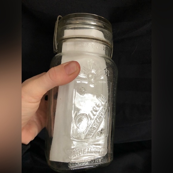 Antique Queen Quart Canning Jar - Picture 12 of 16